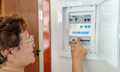 Svi ga imate u kući, a retko ko ga koristi: Nevidljivo dugme koje vam može spasiti život