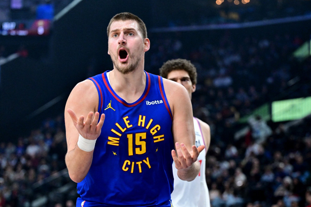 Jokić uneo veliku brigu u Denver! Srbin igra povređen!