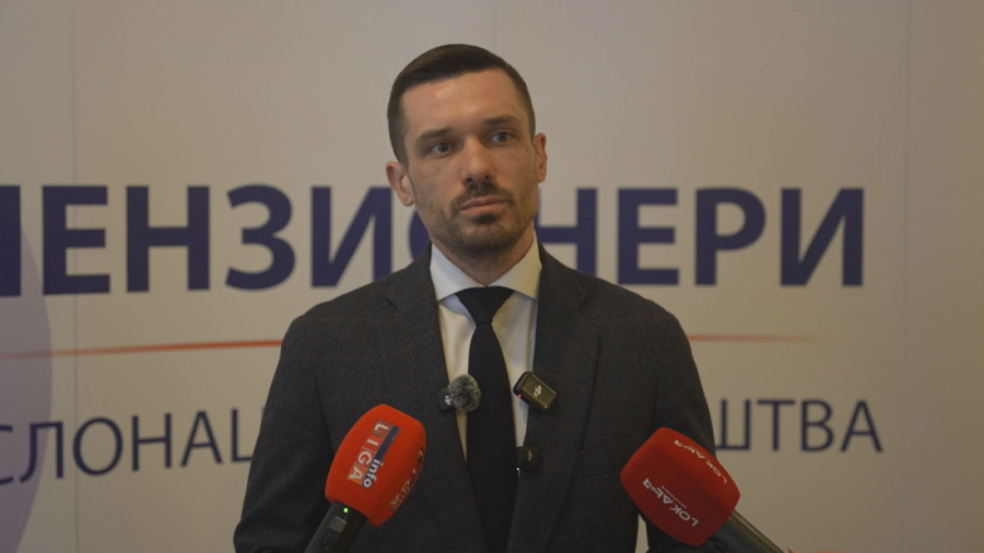 Besplatan prevoz za sve penzionere: Preko 300 najstarijih Dragačevaca danas bilo na tribini, ovo su važne poruke koje su poslate (FOTO)