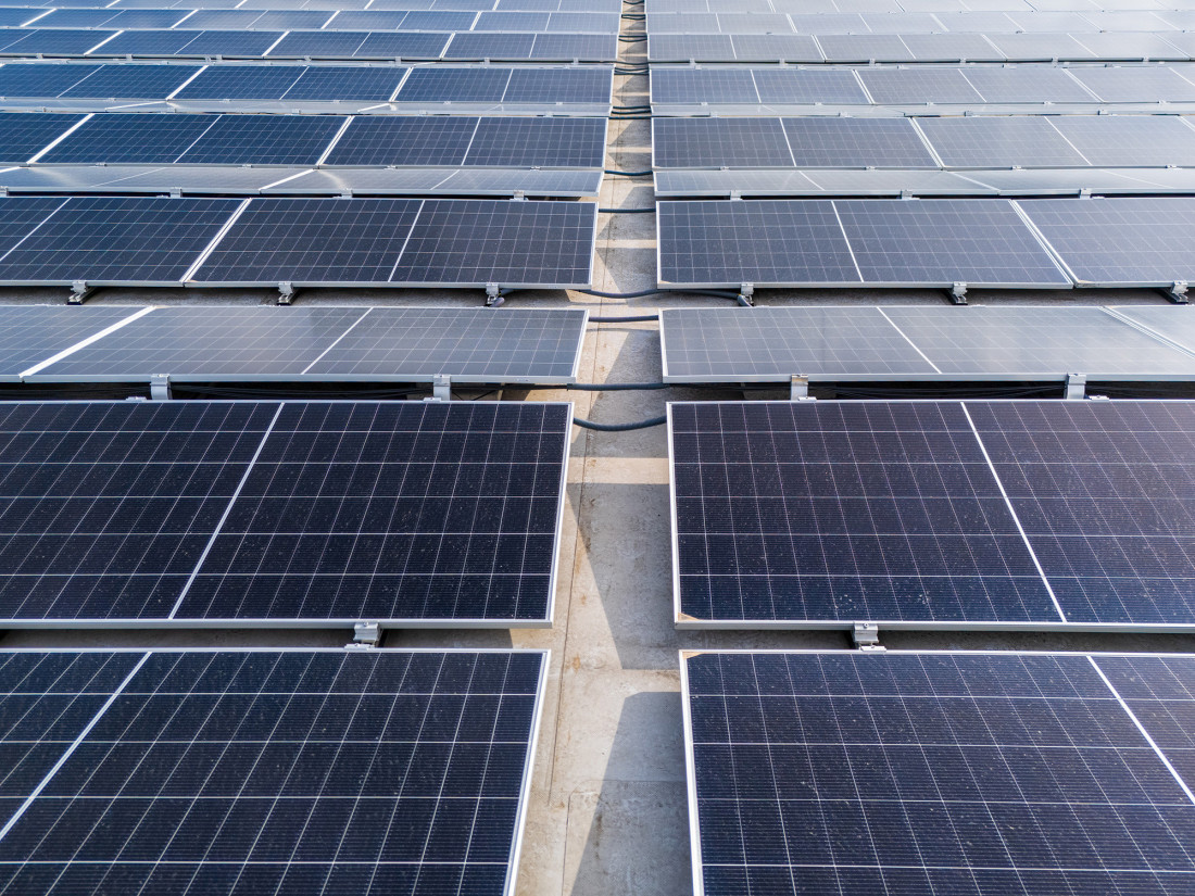 Hemofarm ubrzava dekarbonizaciju uz jednu od najvećih industrijskih solarnih elektrana u Srbiji