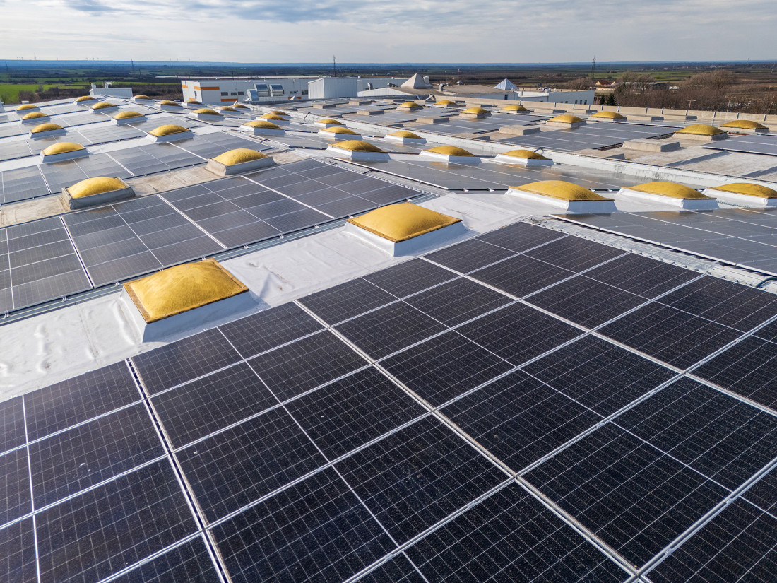 Hemofarm ubrzava dekarbonizaciju uz jednu od najvećih industrijskih solarnih elektrana u Srbiji