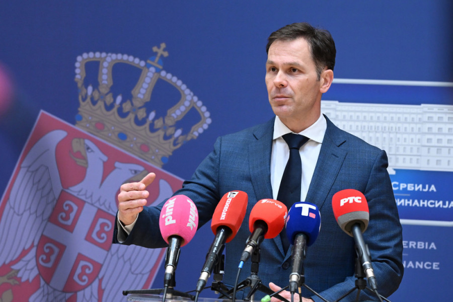 Mali: Prosečna plata u istoriji Srbije prvi put iznad 1.000 evra, uspeh svih građana (VIDEO)