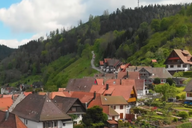 Ovde je odmor za dušu: Skriveno seoce u Nemačkoj osvaja bajkovitim pejzažima i lokalnim šarmom (FOTO)