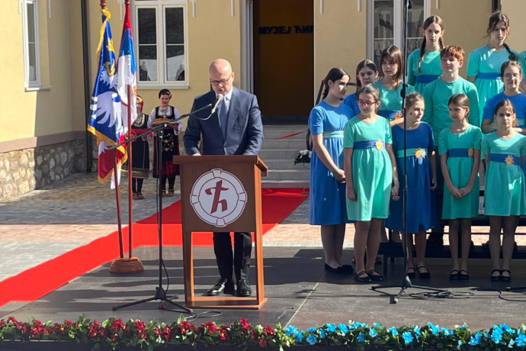 U Aranđelovcu velika podrška listi SNS! Brnabić: Lista za sigurnu budućnost i napredak