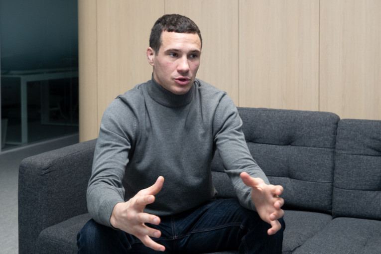 Borislav Nikolić presekao: Srbin "vratio pojas" šampiona, prelazi u višu kategoriju!