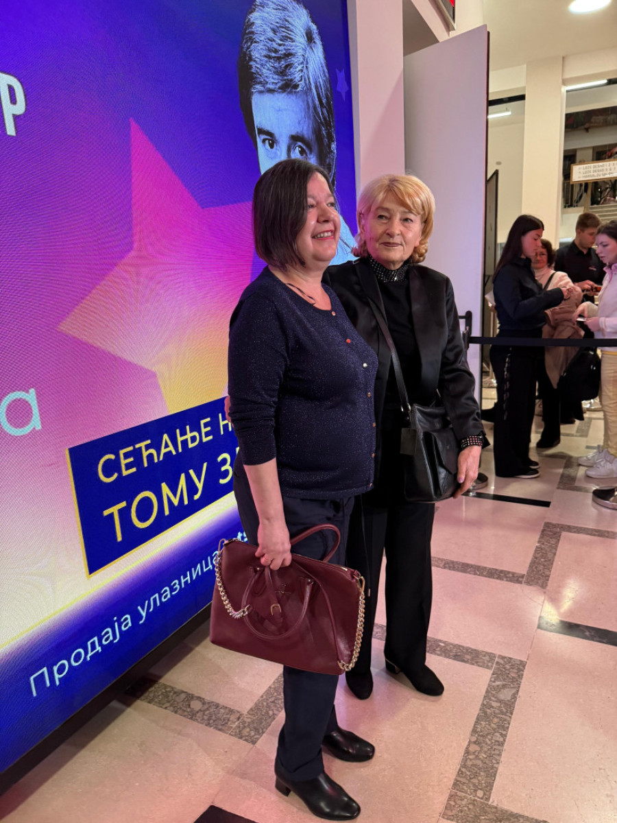 Zvezde pevale u čast Tome Zdravkovića: Njegova udovica sa ćerkom na ivici suza! (FOTO)