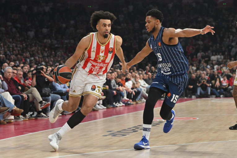 Crvena zvezda - Efes: Batler "zapalio" Arenu!