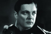 Povodom 20 godina od smrti Petra Banićevića, u Narodnom pozorištu se otvara izložba posvećena legendarnom glumcu (FOTO)