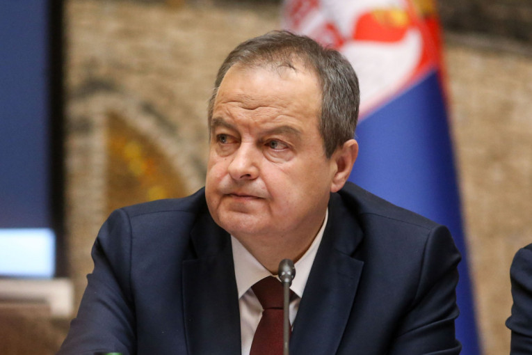 Obraćanje iz Urgentnog centra: Ovo su najnovije informacije o stanju Ivice Dačića