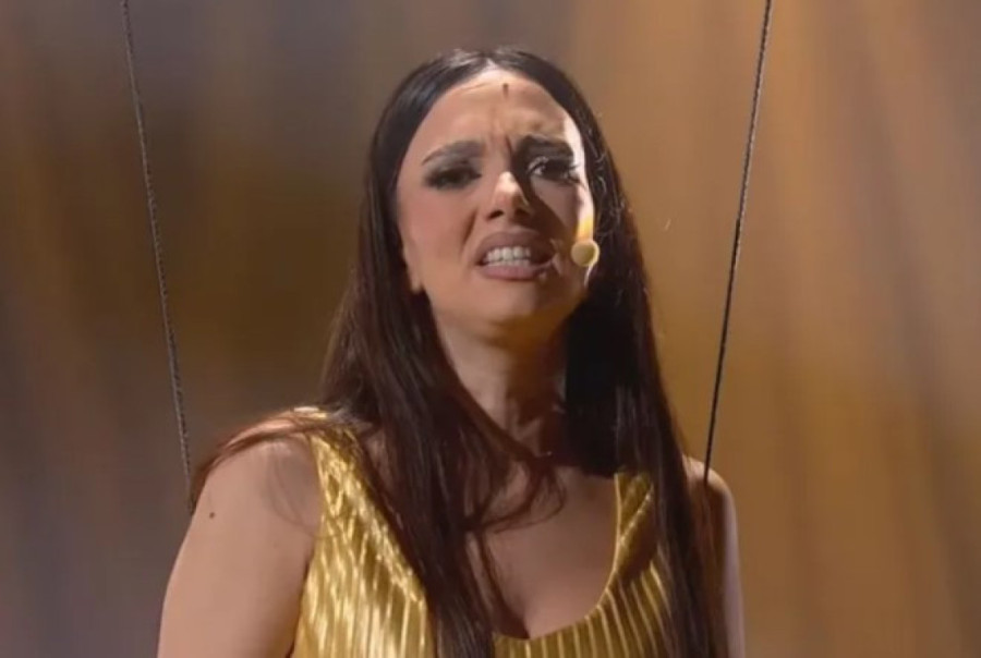 Sestra Ane Ivanović na sceni PZE visila sa plafona: Nastup posvetila ženama koje su žrtve nasilja