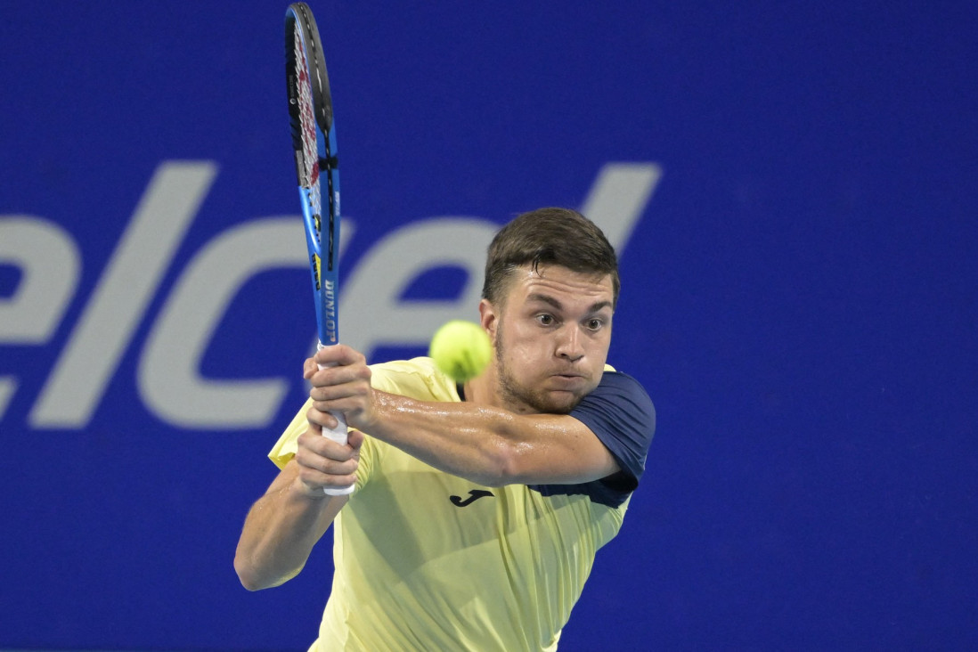 Kecmanović na dva koraka do titule u Akapulku! Miša u polufinalu nakon nesvakidašnje kazne za protivnika! (VIDEO)