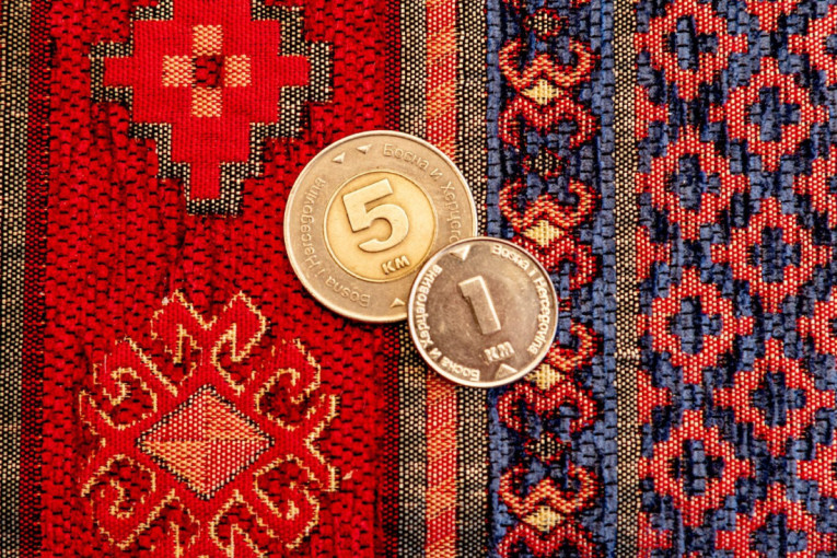 Mašala, ovo ima samo u Bosni! Stižu veće penzije, ali suma je baš, baš tužna