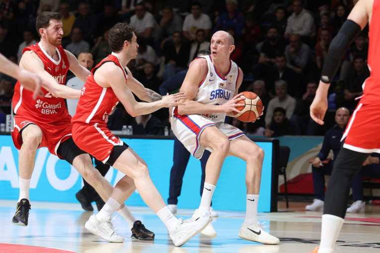 Turska - Srbija: Raspucao se Biberović!