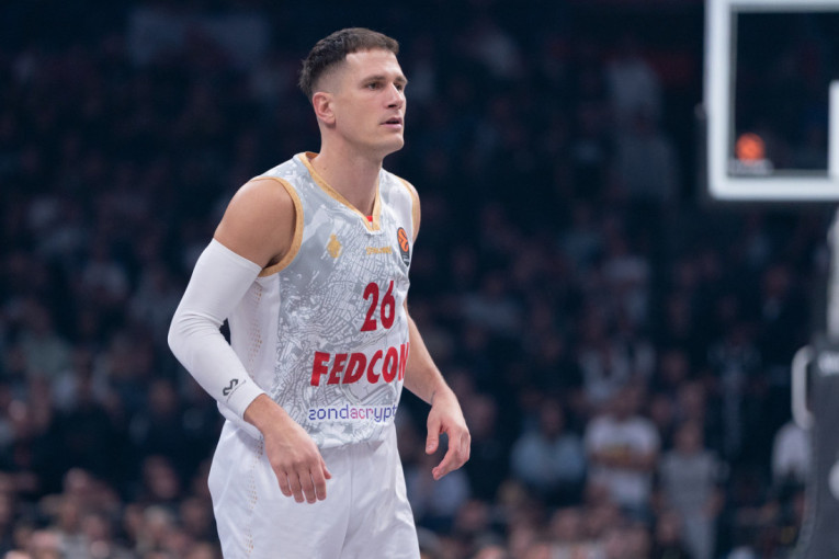 Za Nedovića je kriza u Monaku "limunada": Ono što je normalno u Zvezdi tamo je tragedija!