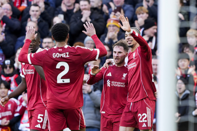 Premijer liga ovo skoro nije videla, četiri meča – 21 gol! Liverpul razbio Vest Hem, šok u Njukaslu! (VIDEO)