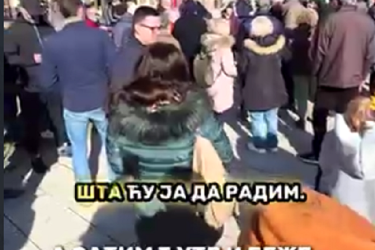 Blokaderi u Boru ne daju da ih iko snima! A kada ih pitate - zašto? pobegnu (VIDEO)