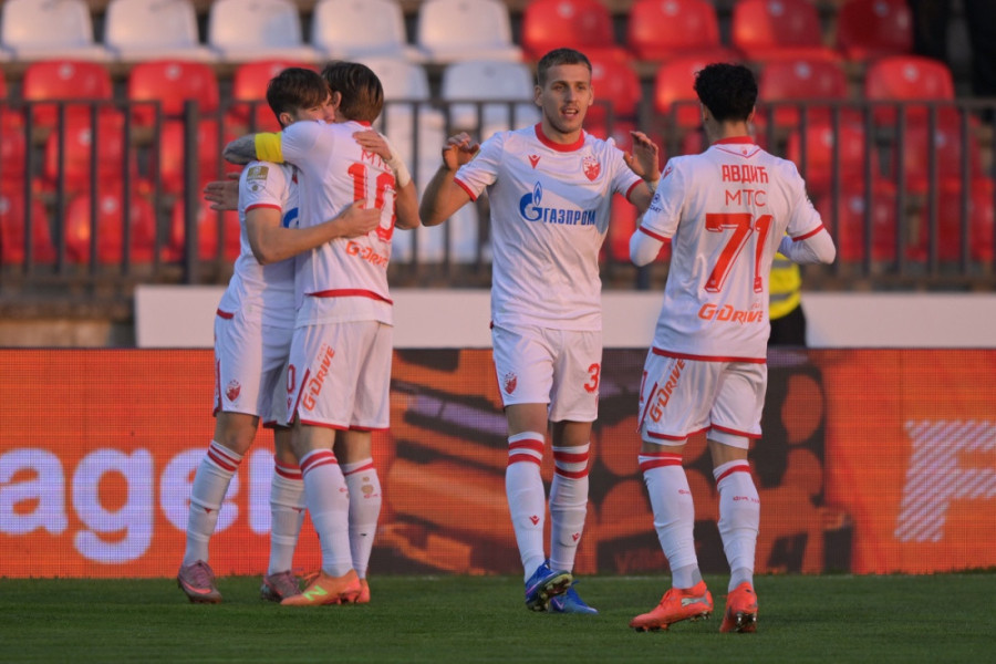 Zvezda rutinski protiv Radničkog: "Vatre" u derbiju kola nije bilo, ali je šampion sada na +7  (FOTO/VIDEO)