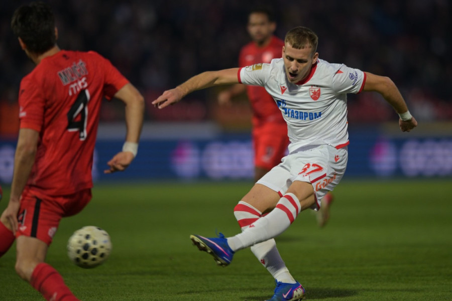 Zvezda rutinski protiv Radničkog: "Vatre" u derbiju kola nije bilo, ali je šampion sada na +7  (FOTO/VIDEO)