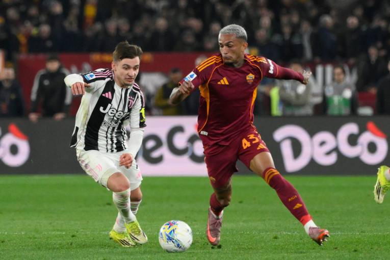 Roma ispustila 2 gola prednost: Juventusu slađi bod, "izvukli" ga rezervisti (VIDEO)