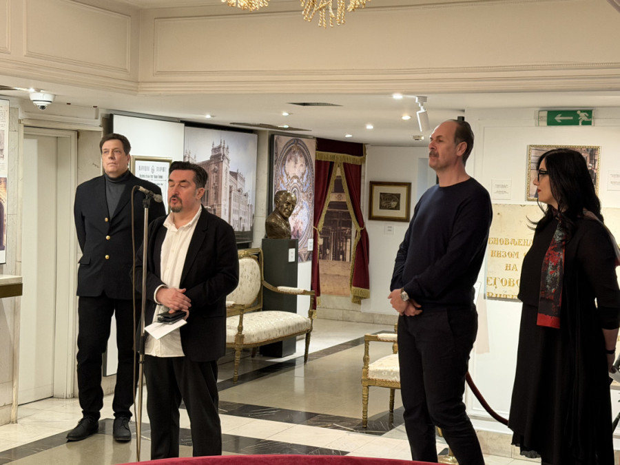 Izložba o Petru Banićeviću otvorena u Narodnom pozorištu: Sećanje na jednog od naših najvećih glumaca (FOTO)