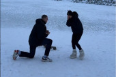Srpski košarkaš zaprosio influenserku na idiličnoj lokaciji: Snimak veridbe oduševio sve! (VIDEO)