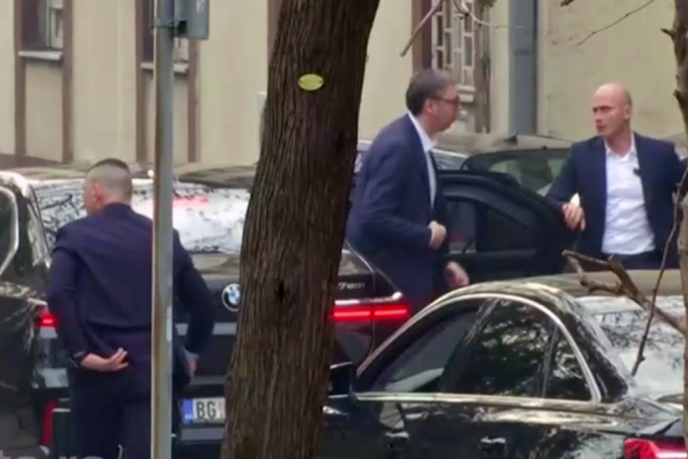 Blokaderi stvarno popucali po svim šavovima: Znaju da gube izbore, pa spremaju nasilje (VIDEO)