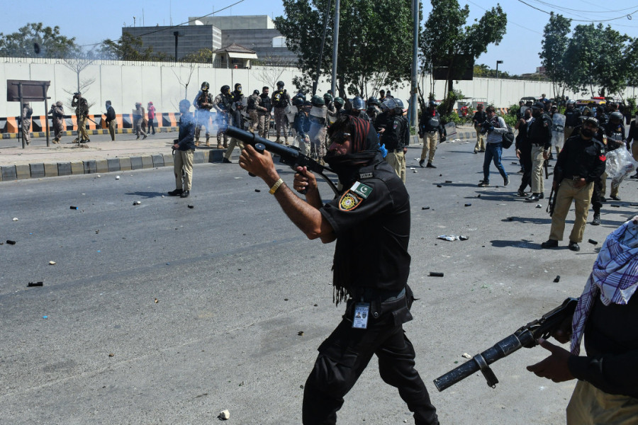 Izabran novi vrhovni vođa Irana: Pogođen američki konzulat u Dubaiju, Tramp najavio američku pratnju kroz Ormuski moreuz (VIDEO/FOTO)