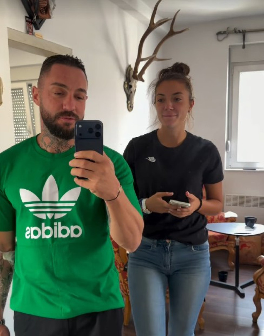 Pet rijaliti učesnika istetoviralo isti simbol na istom mestu: "Šta napravi Beograd od tebe!" (FOTO)