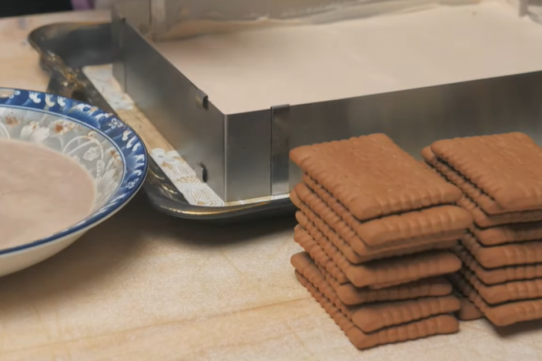 Recept dana: Kapućino kocke sa čokoladnim petit keksom su odlična poslastica za sve ljubitelje kafe