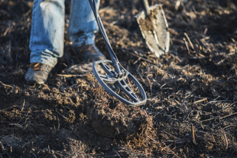 Jutjuber izgradio jednu od najmanjih kuću na svetu i pokušao da uđe u Ginisovu knjigu rekorda (VIDEO)