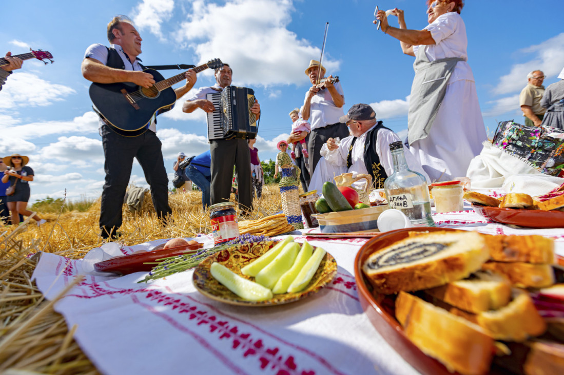 Sela oko Subotice čuvaju tradiciju: običaji, pesma i žetva kao živo kulturno nasleđe grada
