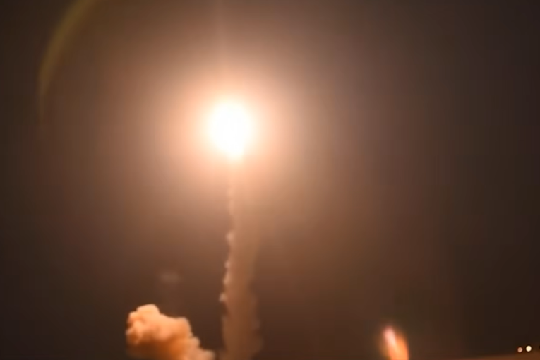 Amerikanci lansirali "projektil sudnjeg dana"! Tvrde da nije nosio nuklearnu bojevu glavu (VIDEO)