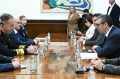 Vučić se sastao sa Džordžom Vajkofom: Razgovarali o jačanju saradnje Srbije i NATO (FOTO)