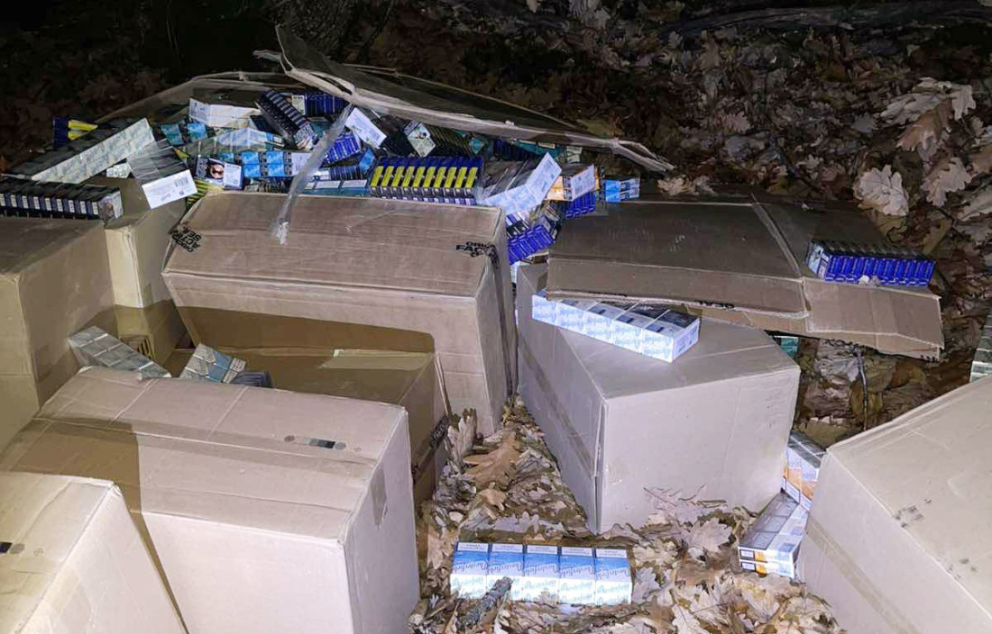 Drama u akciji "Akciza": Probio barikadu MUP-a, pa milione pobacao po šumi