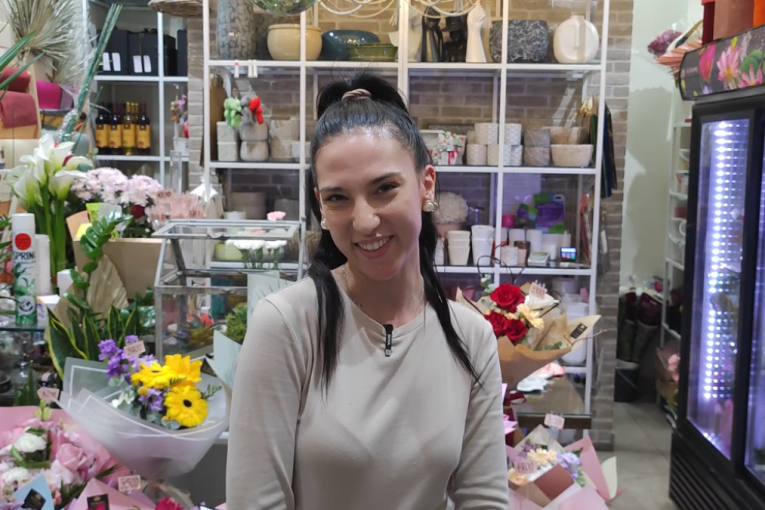Obišli smo cvećare i zlatare pred 8. mart: Ovo je priča iz Beograda od koje su i prodavci zanemeli! (FOTO/VIDEO)
