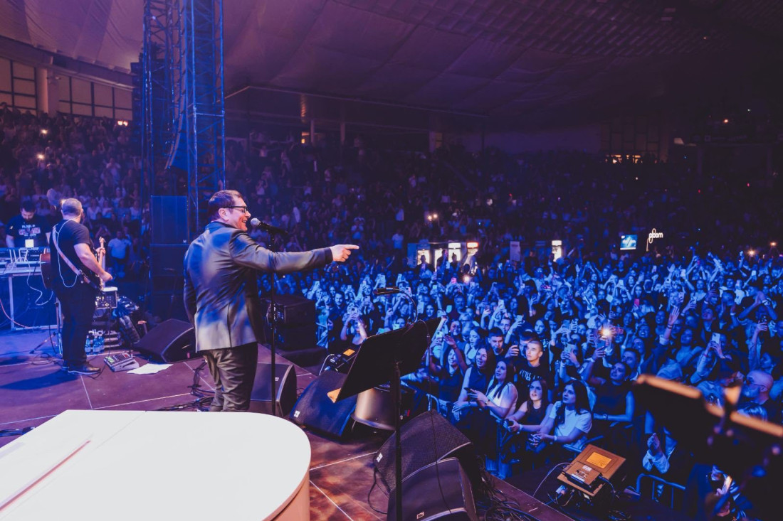 Podgorica pevala u glas: Saša Matić i Aco Pejović održali spektakularni koncert! (FOTO)