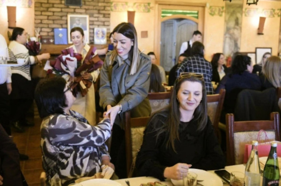 Jačanje preduzetništva na KiM! Ministarka Mesarović provela Dan žena sa 35 preduzetnica iz južne srpske pokrajine