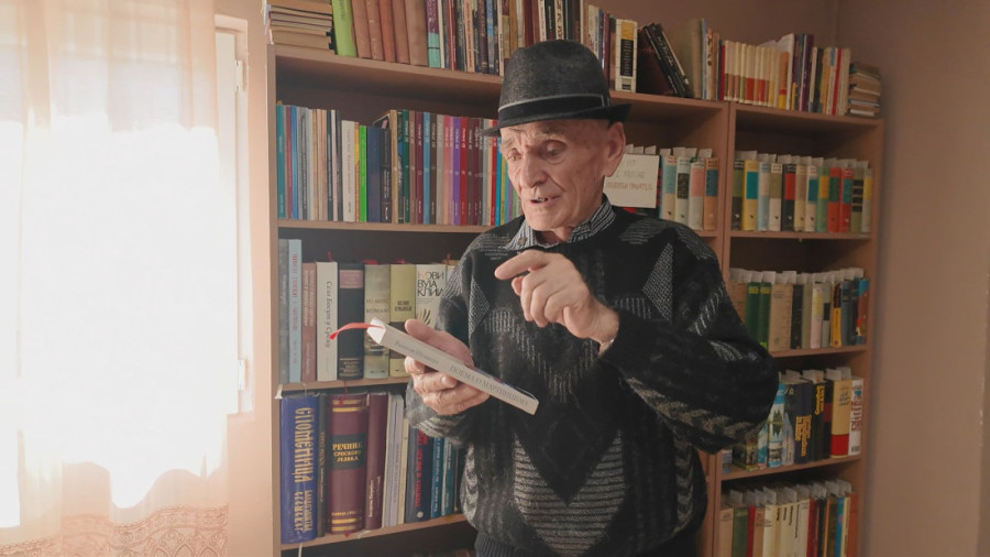 Planirate danas na pijacu? Ove namirnice su najskuplje, a koristimo ih svakodnevno!