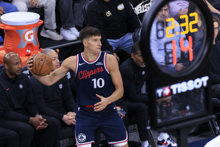 Bogdanoviću ponovo ni sekund: Kapiten Srbije gledao pobedu Klipersa sa klupe!