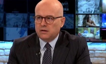 "Bitange vitlaju pištoljima i prete građanima": Lider SNS o brutalnim blokaderskim pretnjama