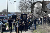 Sahranjen brat Darka Lazića u Brestaču: Folker dao obećanje Draganu (FOTO/VIDEO)