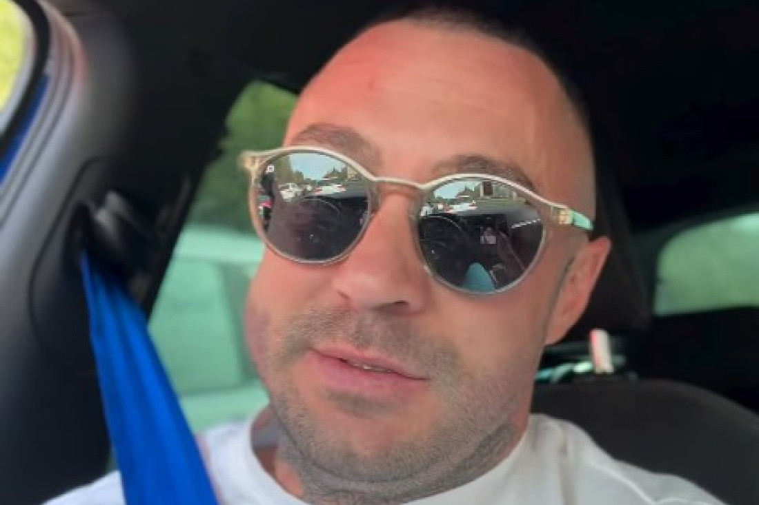 Zavirite u Jodžirovu kuću u Crnoj Gori: Umetnina na sve strane, zlatnih detalja, a sijalice - kao zvezdice! (FOTO)