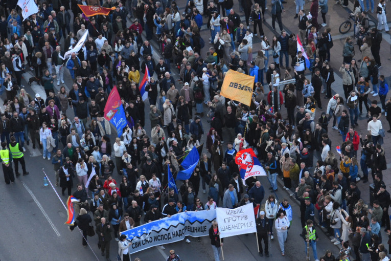 Predsednik: Meni nije smešno, za nekoliko dana iznećemo podatke o uticaju Hrvatske na proteste u Srbiji
