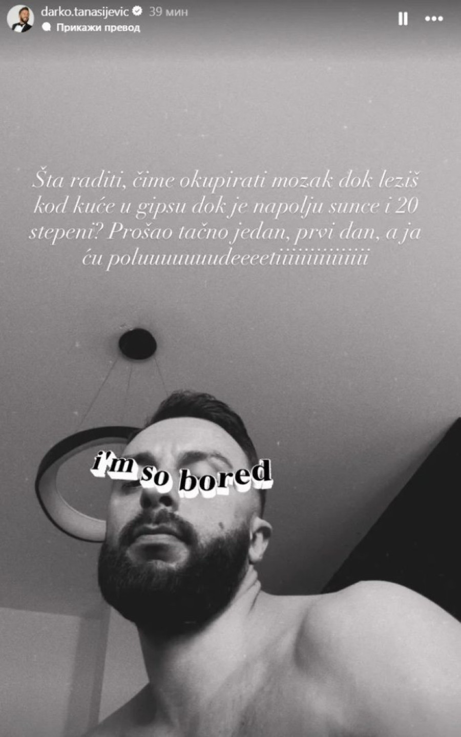 Darko Tanasijević završio u gipsu - evo zašto! Zakukao na sva zvona (FOTO)