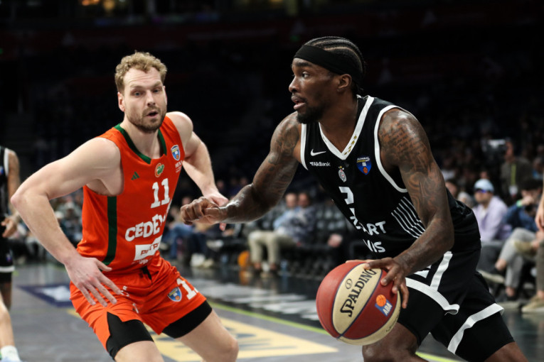 Partizan nastavio trijumfalni niz! Valjak se na vreme probudio protiv Cedevite Olimpije!