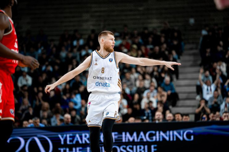 Zvezda se obrukala sa -23: Posle pobede nad Fenerom, crveno-beli deklasirani u Sarajevu (FOTO)