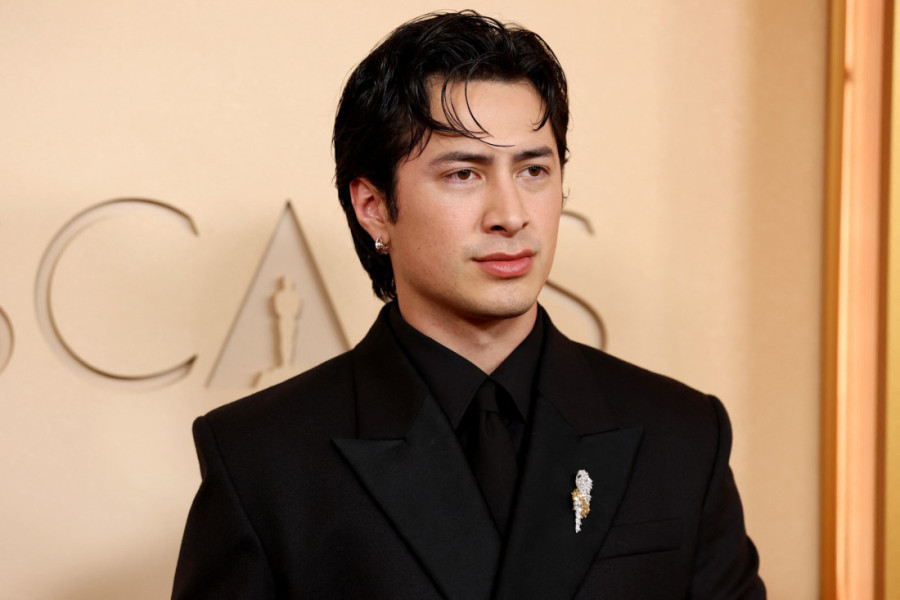 Slavna rediteljka u crnini na crvenom tepihu: Još jedan šok na dodeli Oskara (FOTO)