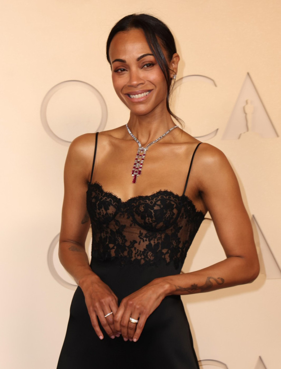 Najskuplji nakit na dodeli Oskara: Jedna nosi ultra redak zeleni dijamant vredan 35 miliona, druga ogrlicu staru 100 godina (FOTO)