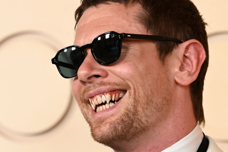 Kada se nasmejao, svima se zgadilo: Glumac pokazao jezive zube na crvenom tepihu Oskara (FOTO)