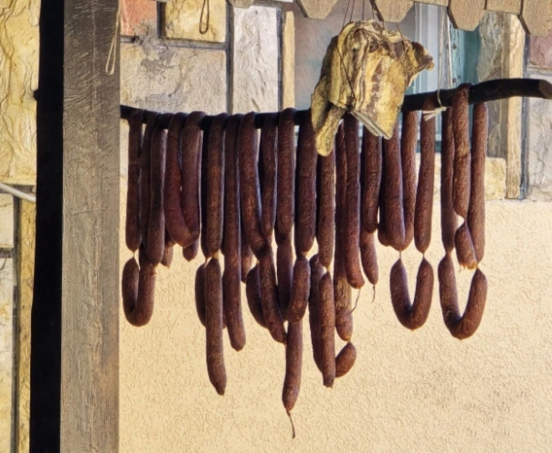 Na njivu sa diplomom stomatologa: Neverovatna životna priča mladog Banaćanina (FOTO)